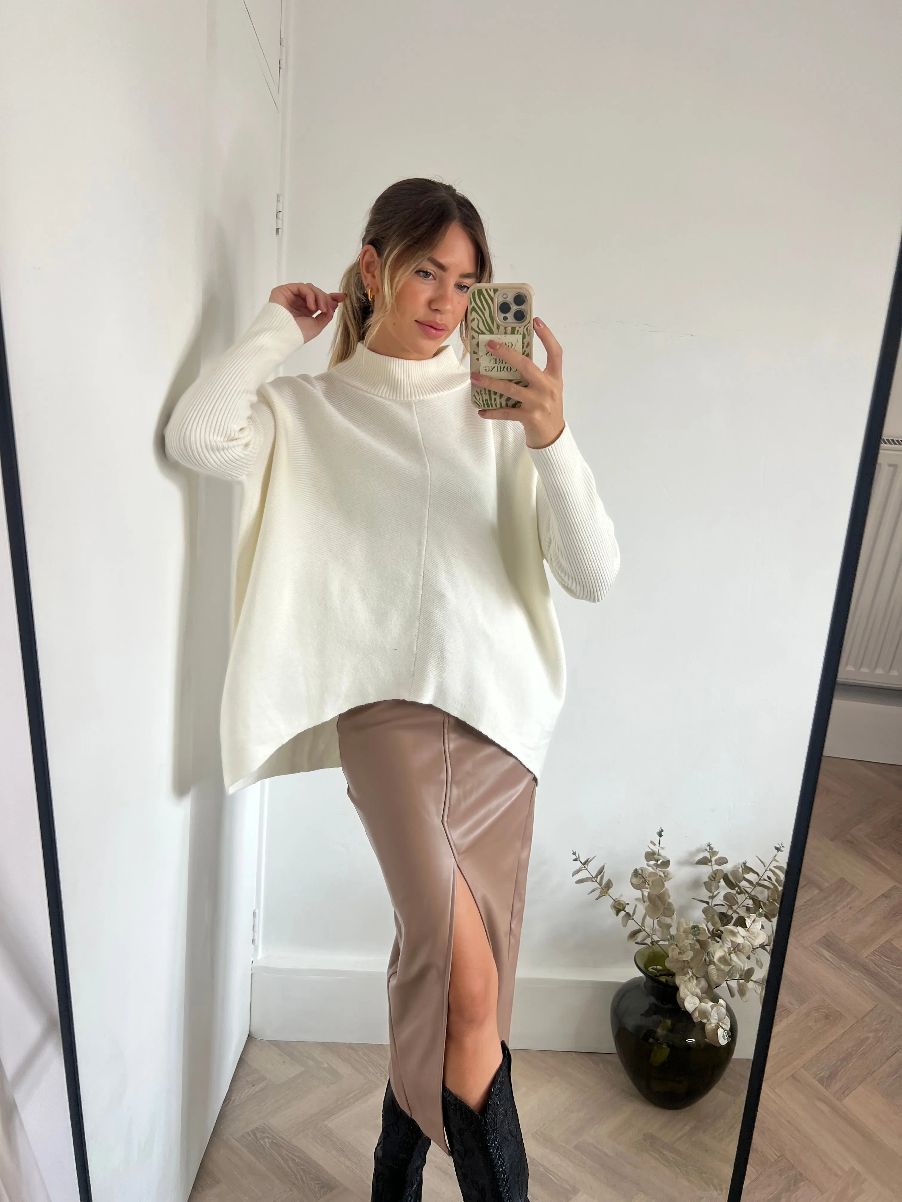 Brielle Pu Midi Skirt / Camel