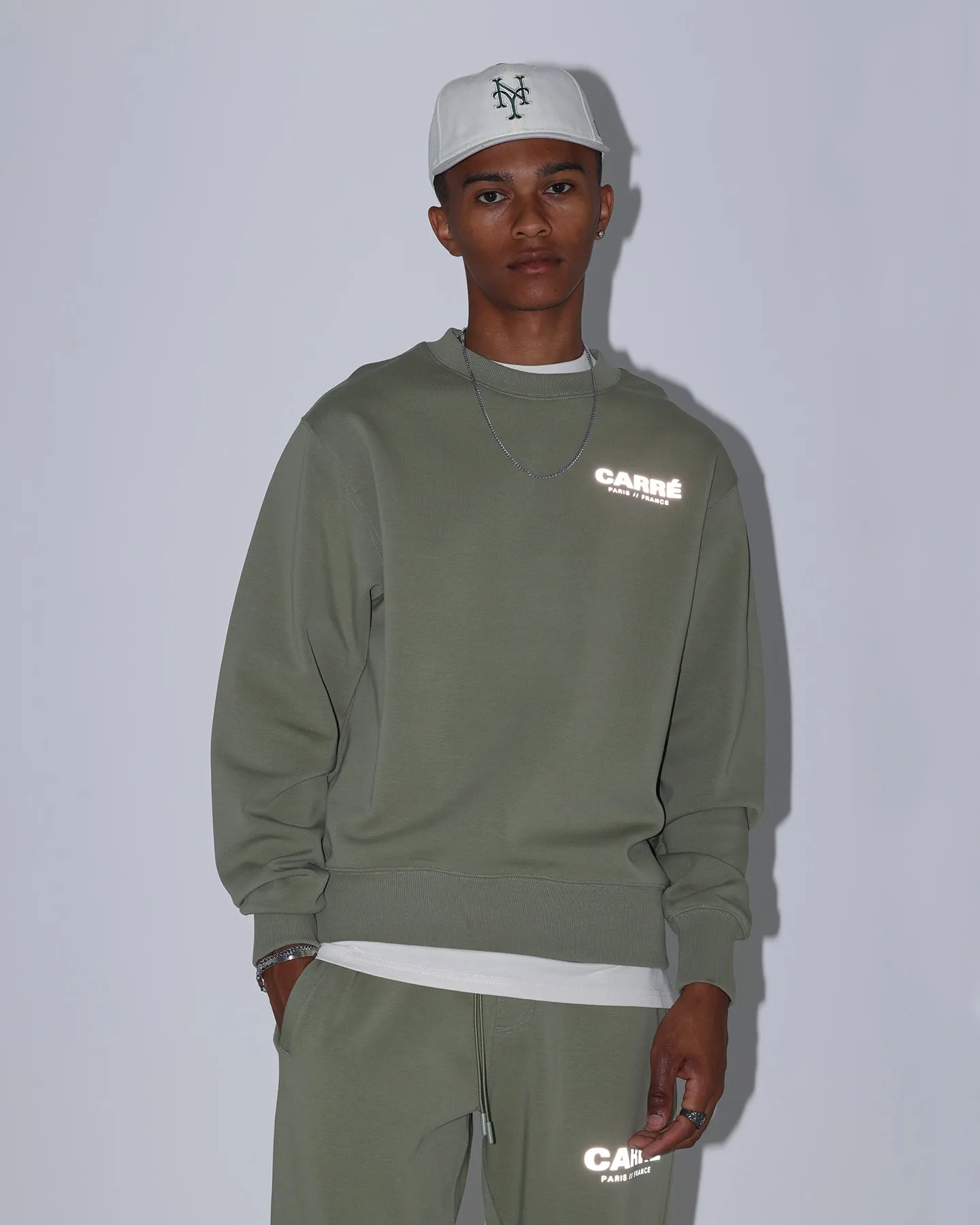 Carré Motion Crewneck Army Green