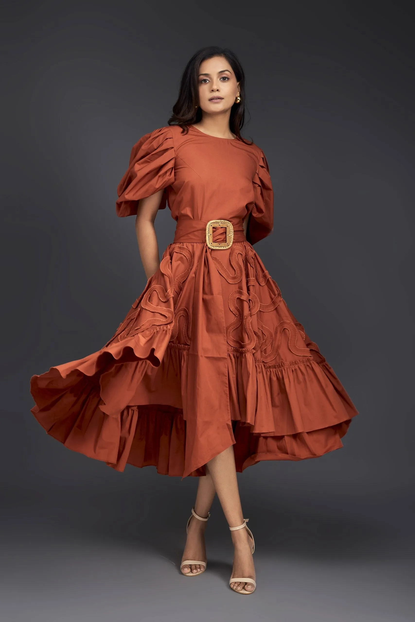 CO-ORD SET WITH GATHERED BOTTOM FRILL & PLEATED FRILL DETAILING ON THE SKIRT.