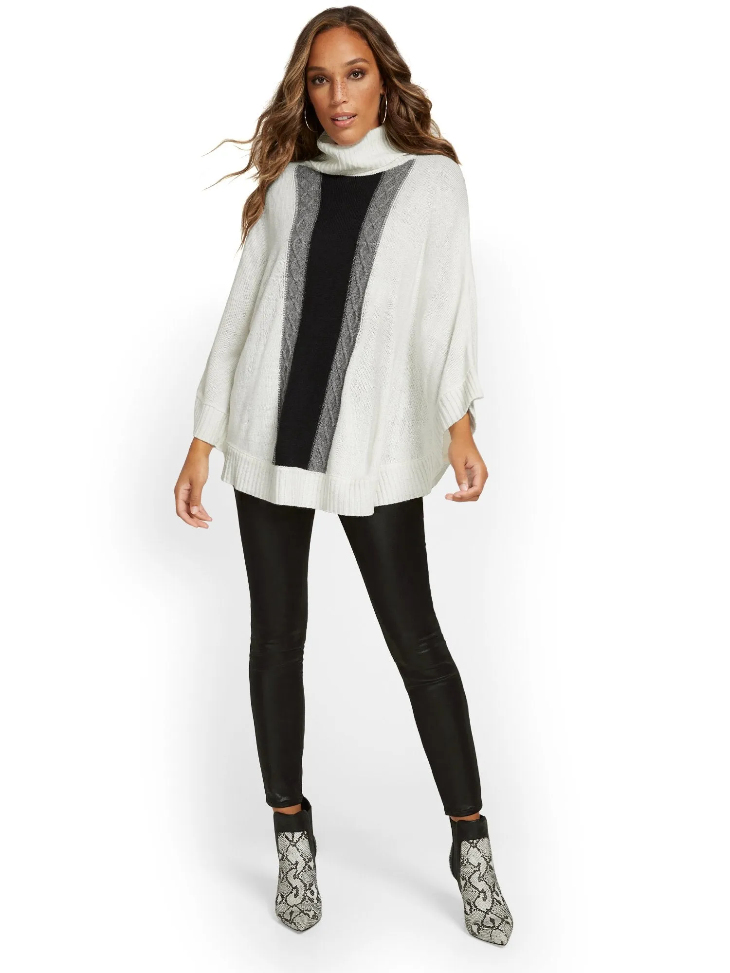 Colorblock Turtleneck Poncho