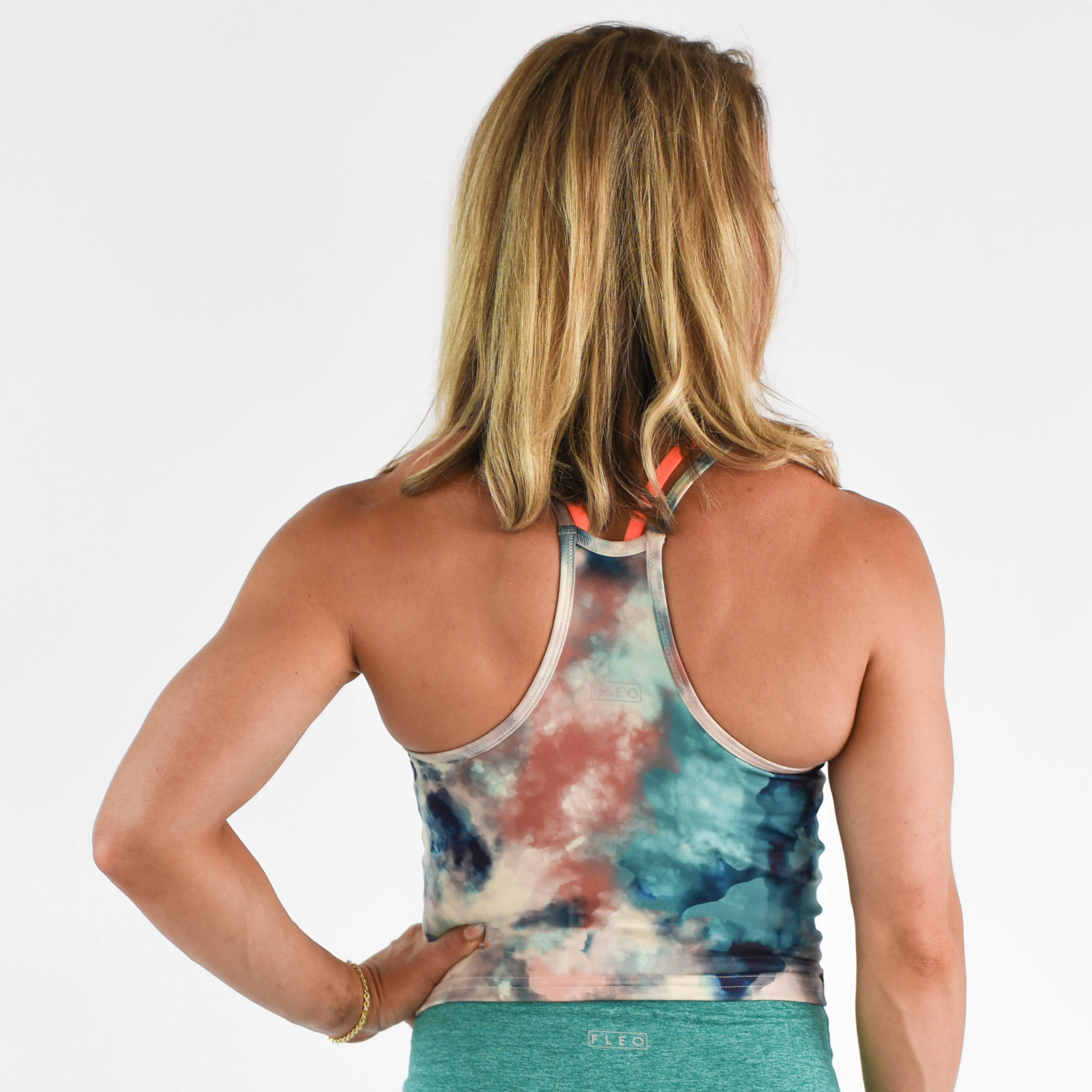 FLEO Switch Up Crop Tank - Deep Dive