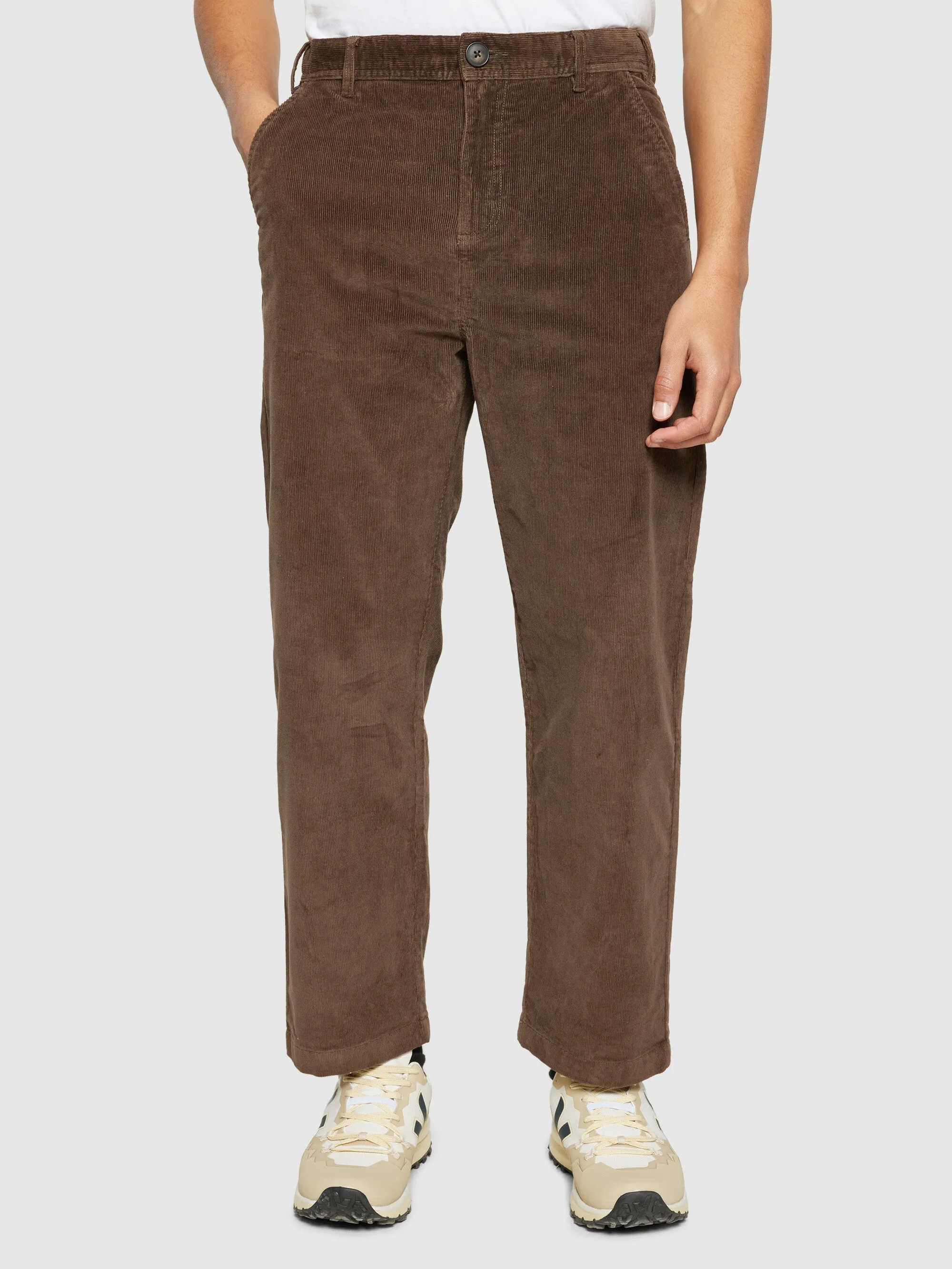 FLINT wide corduroy chino pants - Demitasse (brown)