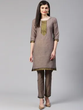 Jashvi Women Grey Yoke Design Kurta with Trousers