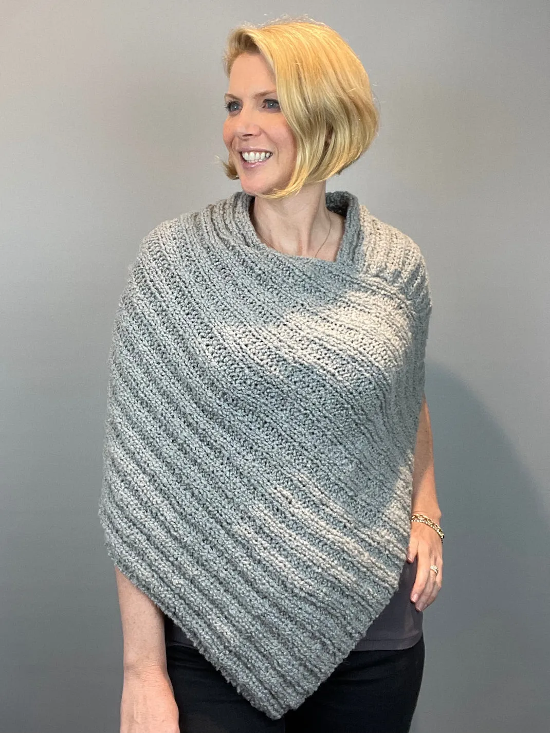 Nomad Bulky Poncho Knitting Kit | Berroco Nomad & Knitting Pattern (#69B)