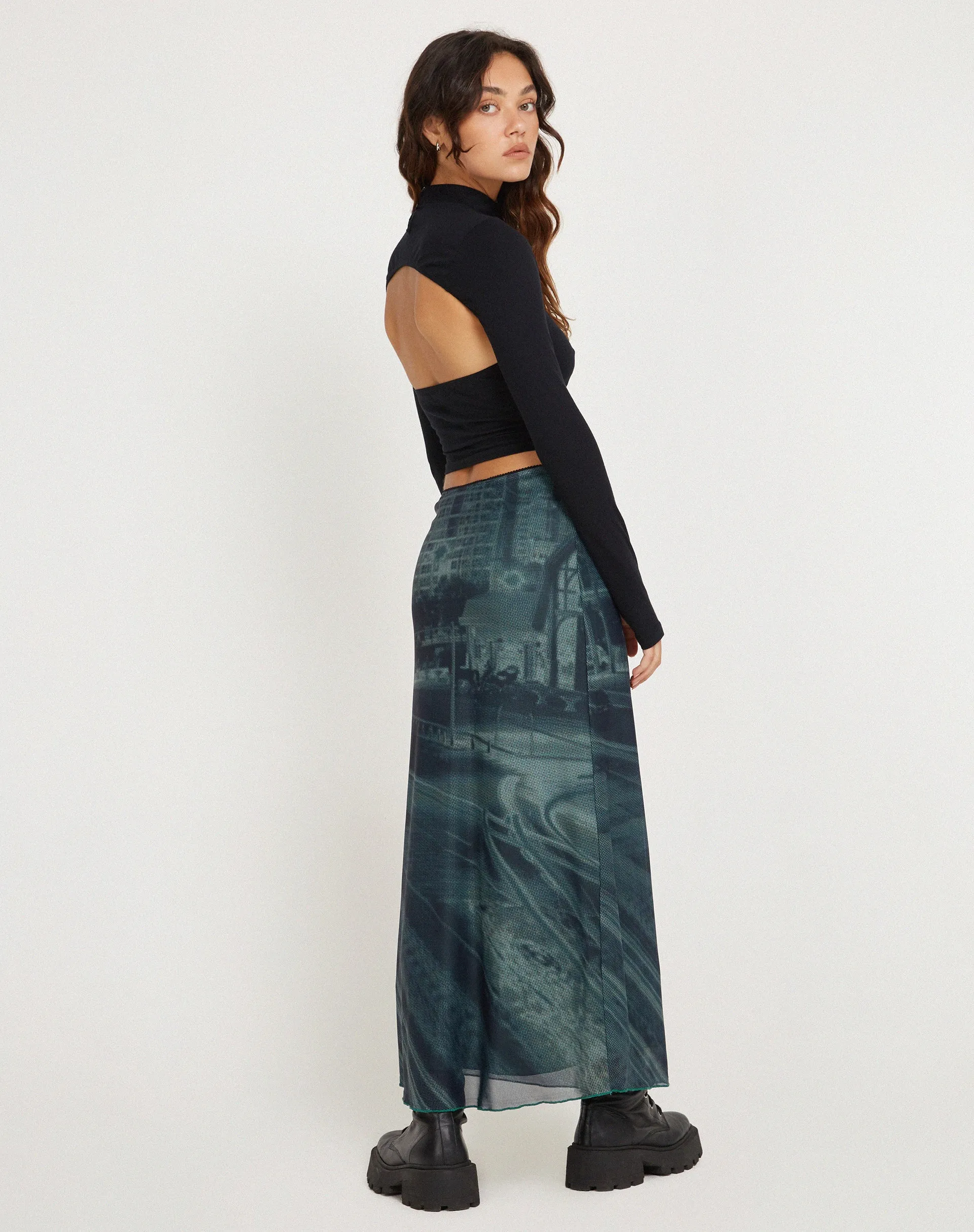 Rindu Midi Skirt in Cityscape Green