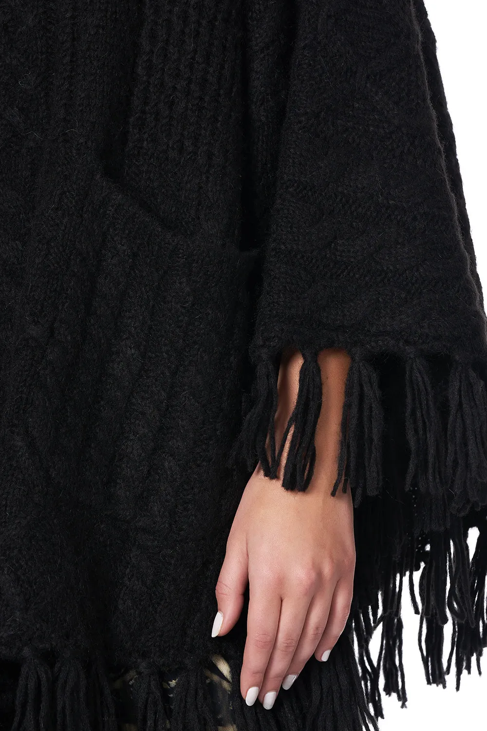 ROUND NECK PONCHO WITH POCKETS SOLID BLACK